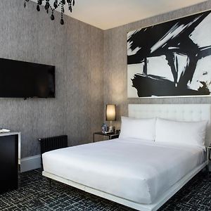 Queen Room Mobility accessible